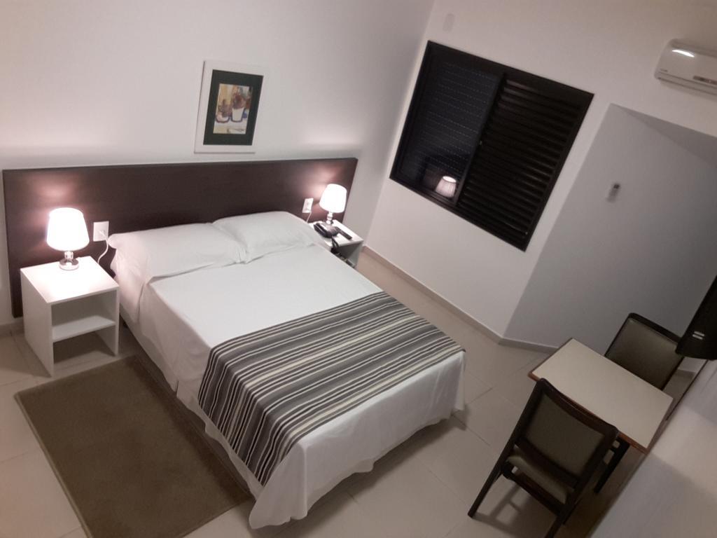 Hz Hotel 帕图斯迪米纳斯 外观 照片